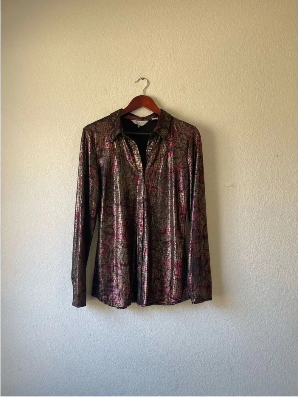 Roper Metallic Pink and Gold Paisley Button-Front Blouse